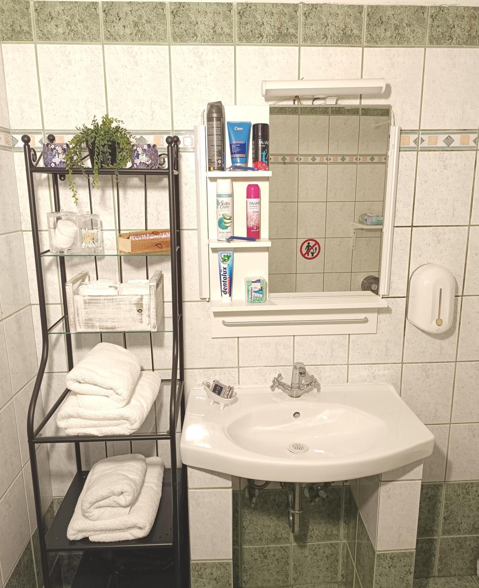 Ferienwohnung Georgias House 7 Min From Athens Airport Artemida  Exterior foto