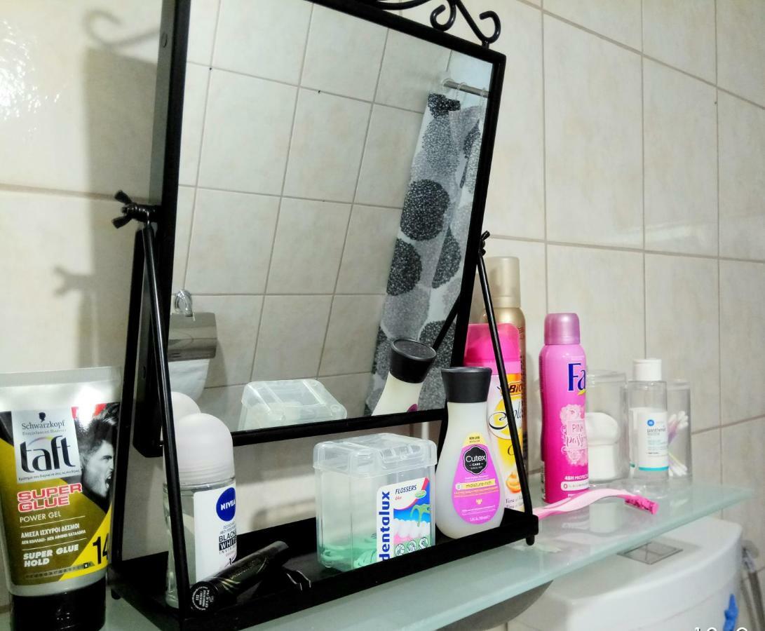 Ferienwohnung Georgias House 7 Min From Athens Airport Artemida  Exterior foto